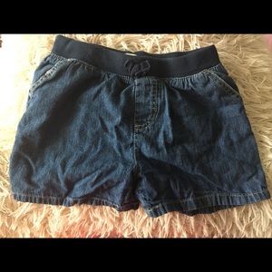 It’s a short with a bow cute/comfy